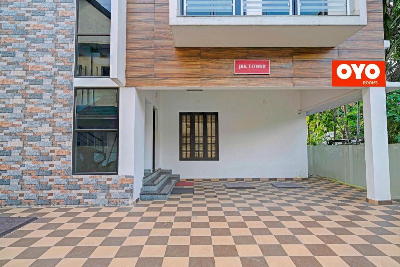 Kochi Oyo Thykoodam Sleep Inn المظهر الخارجي الصورة